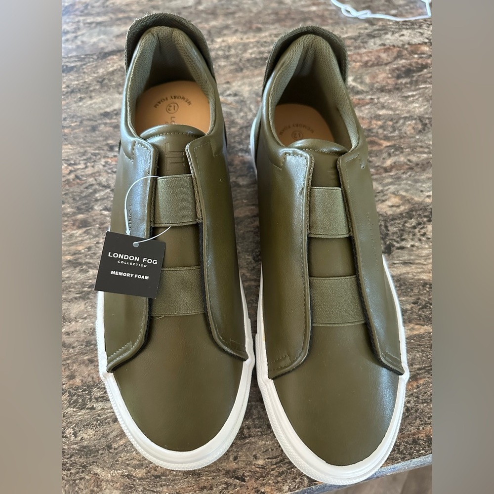 London Fog Men's Green Slip-On Sneakers